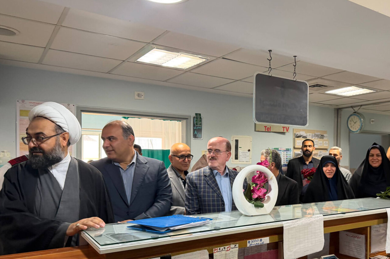گلشن: پرستاران با صبر و ایثار، نقش مهمی در حفظ سلامت جامعه دارند