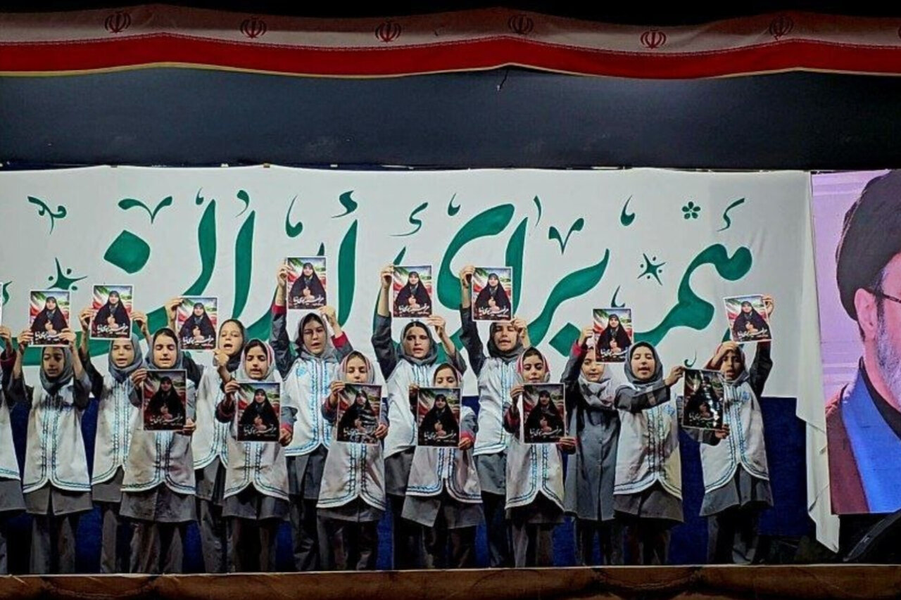 قرار 229 رشتوندان در میدان؛ همدلی مردم با سفیدپوشان سلامت