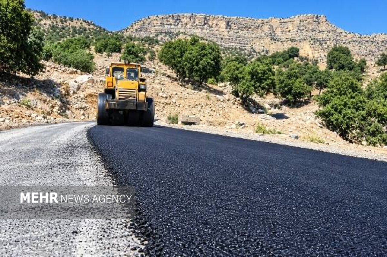 عملیات آسفالت بزرگراه 1400 متری آستارا آغاز شد
