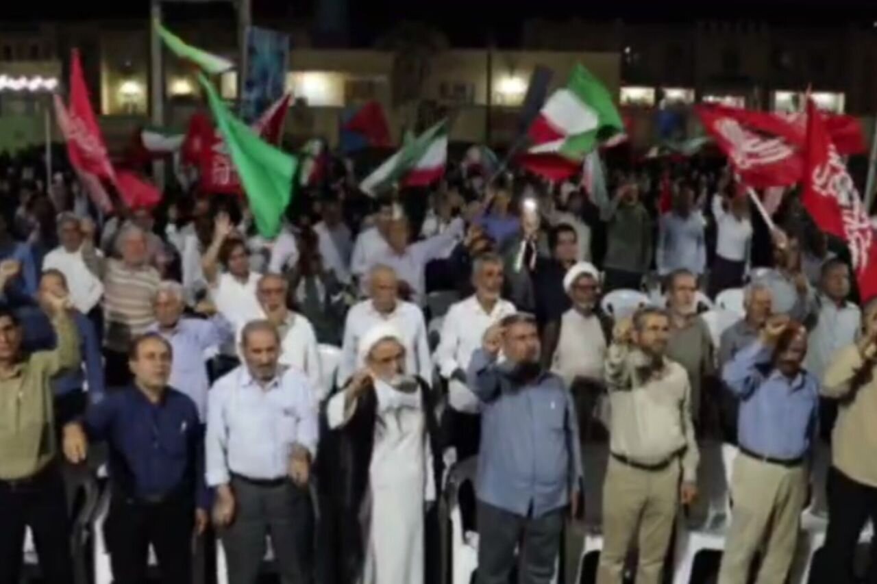 گالیکشی‌ها در تجمع شبانه بار دیگر به میدان آمدند