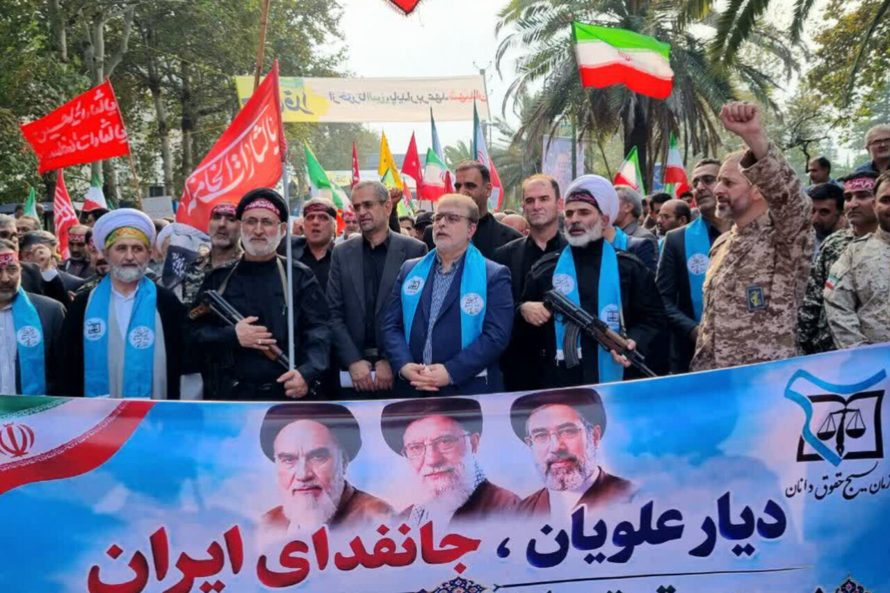 ملت ایران بیدار، هوشیار و وفادار به کشور است