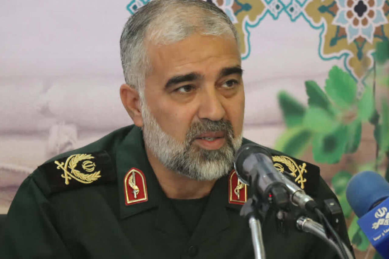 حسینی: هنر سلاحی مؤثر برای مقابله با تهاجم فرهنگی دشمن است